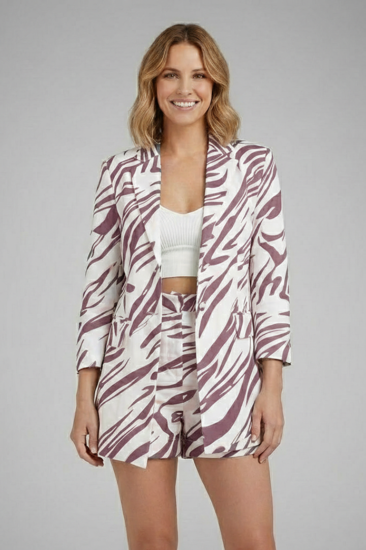 Chic Ensemble | Women's Blazer and Shorts Set with Open Front Design | Stylish Two-Piece Outfit for Effortless Elegance