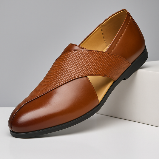 Elegant Leather Loafers for Women with Textured Weave & Supportive Sole for All-Day Comfort
