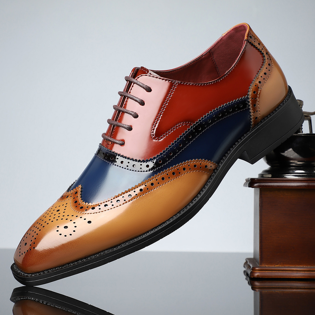 Elegant Wingtip Brogue Men's Dress Shoes with Cushioned Insole | Comfortable Black Dress Shoes for Formal Occasions